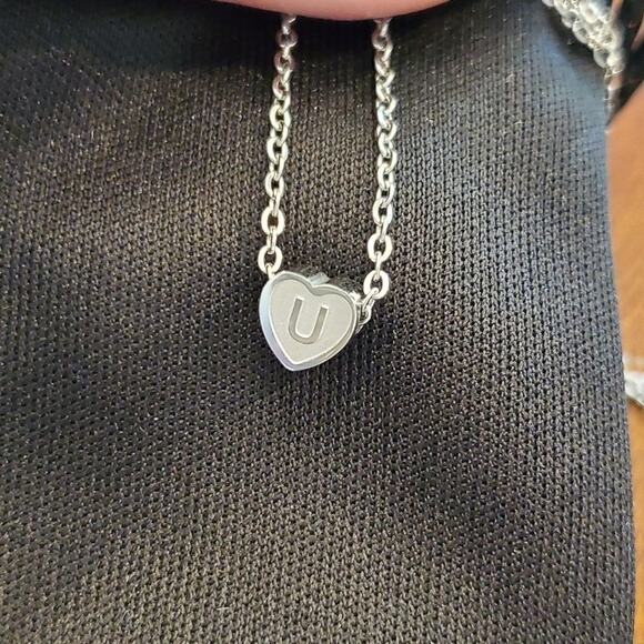 Heart initial necklace small child - Picture 6 of 11